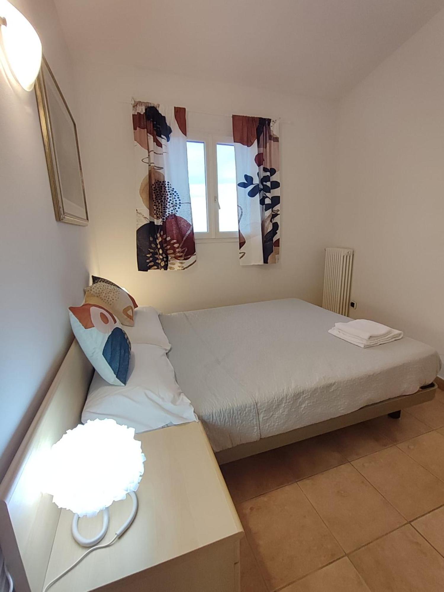 פאסטרנגו Nice Apartments Lake View & Free Parking מראה חיצוני תמונה