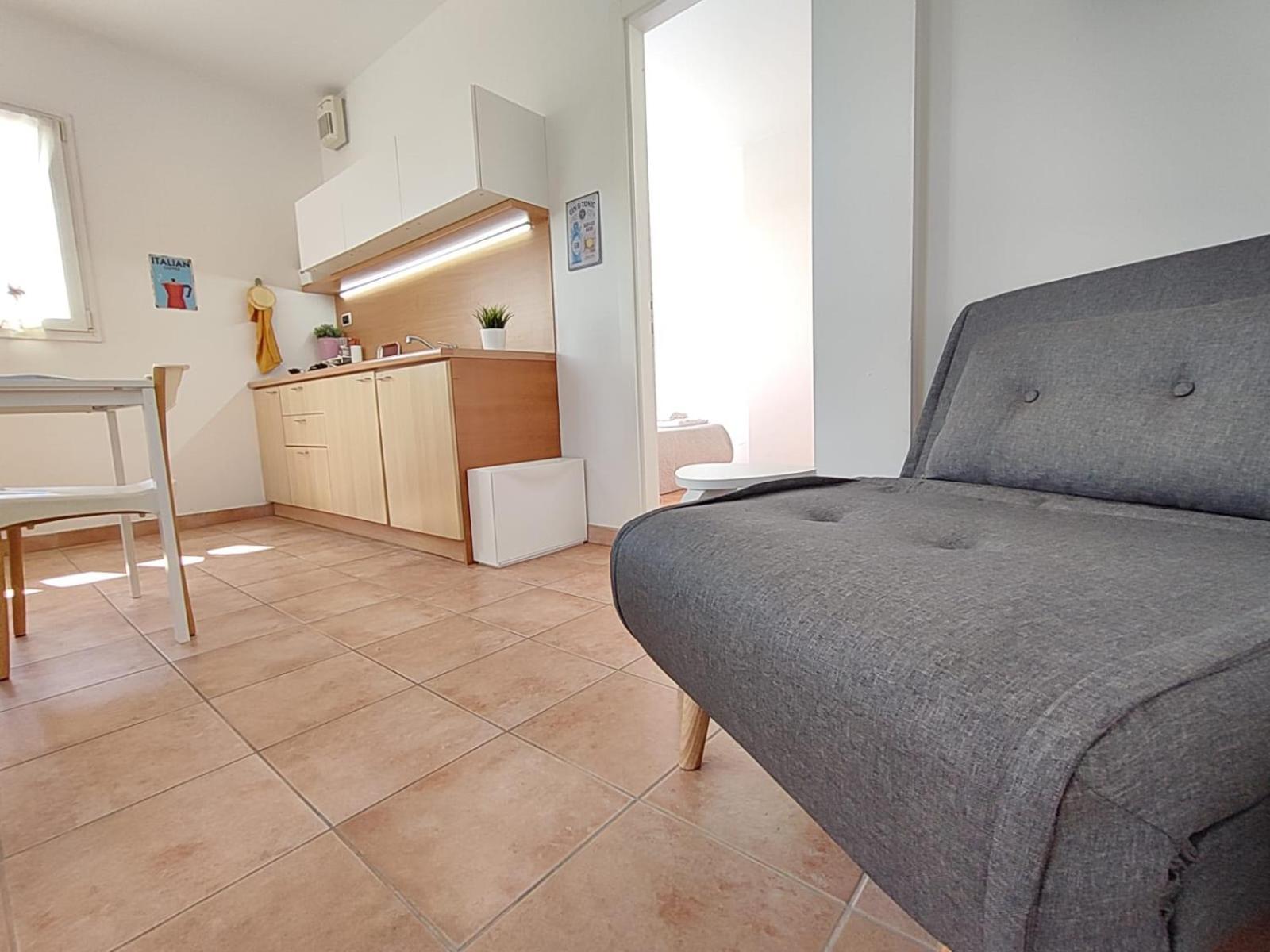 פאסטרנגו Nice Apartments Lake View & Free Parking מראה חיצוני תמונה