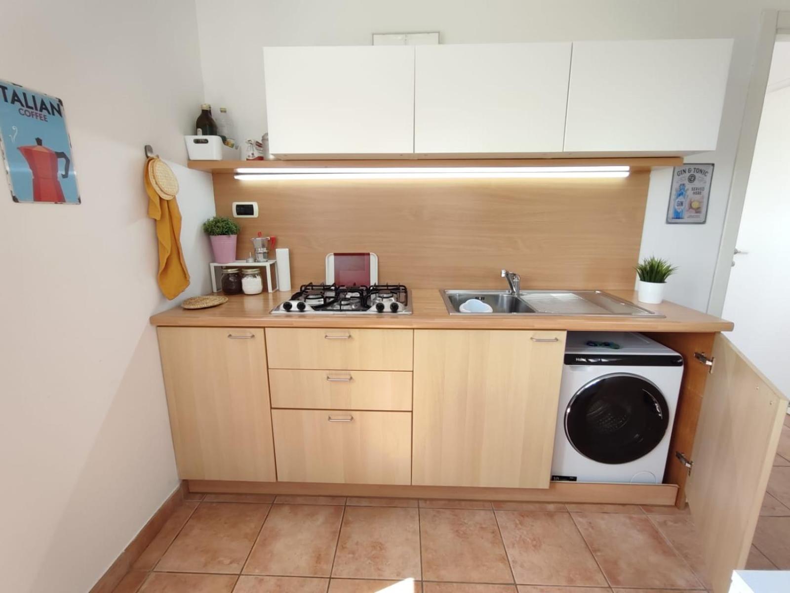 פאסטרנגו Nice Apartments Lake View & Free Parking מראה חיצוני תמונה